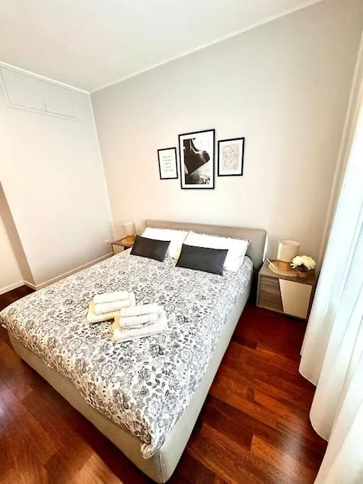 Apartment Appartamento Incantevole A Como